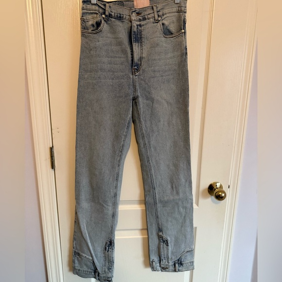 REVICE “FARRAH FLARE” Light Wash Flare Jeans in Pale Blue Waist Band Leg Opening - Picture 6 of 6